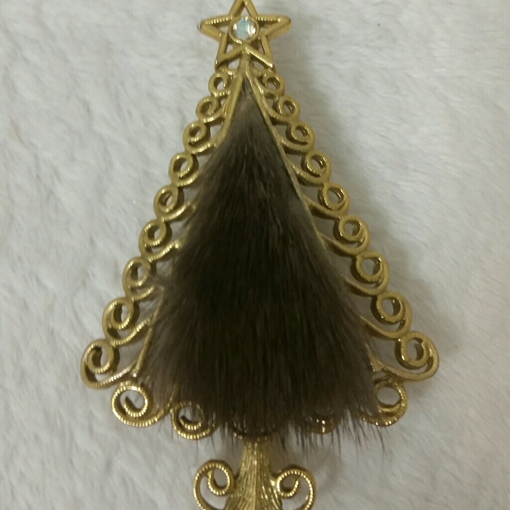 🔷️RARE! Signed TANCER real mink tree brooch